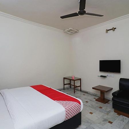 Oyo Hotel Ashoka International Kanpur Exterior photo